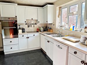Kitchen- click for photo gallery